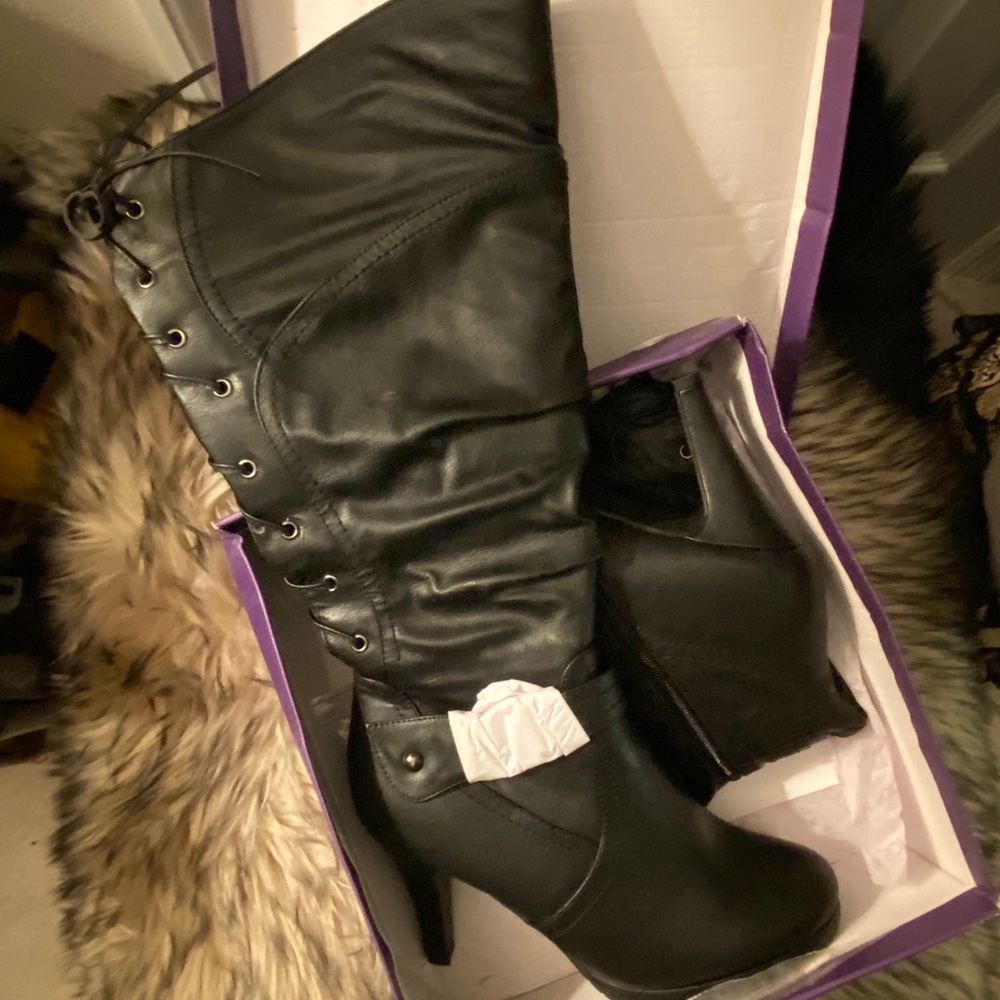 Top Moda Black Lace-Up Knee-High Boots! So Choice!